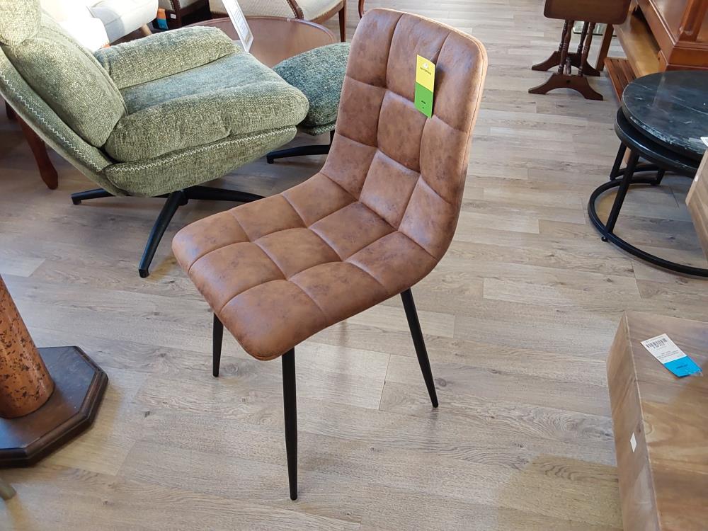 CHAISE MICROFIBRE COLORIS COGNAC - PIEDS MÉTAL NOIR - DESTOCK (1791CO)