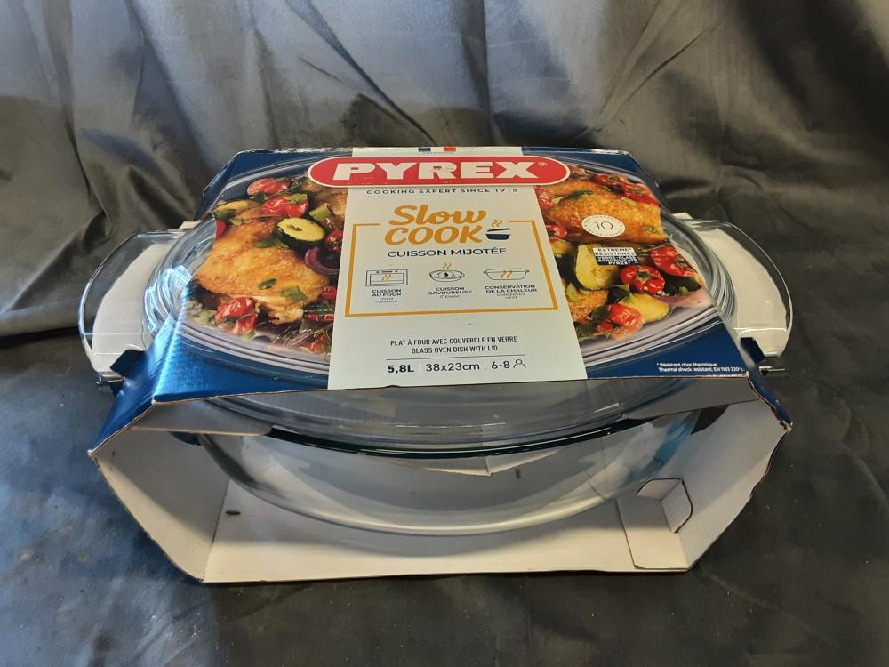 COCOTTE OVALE 5.8L AVEC COUVERCLE PYREX