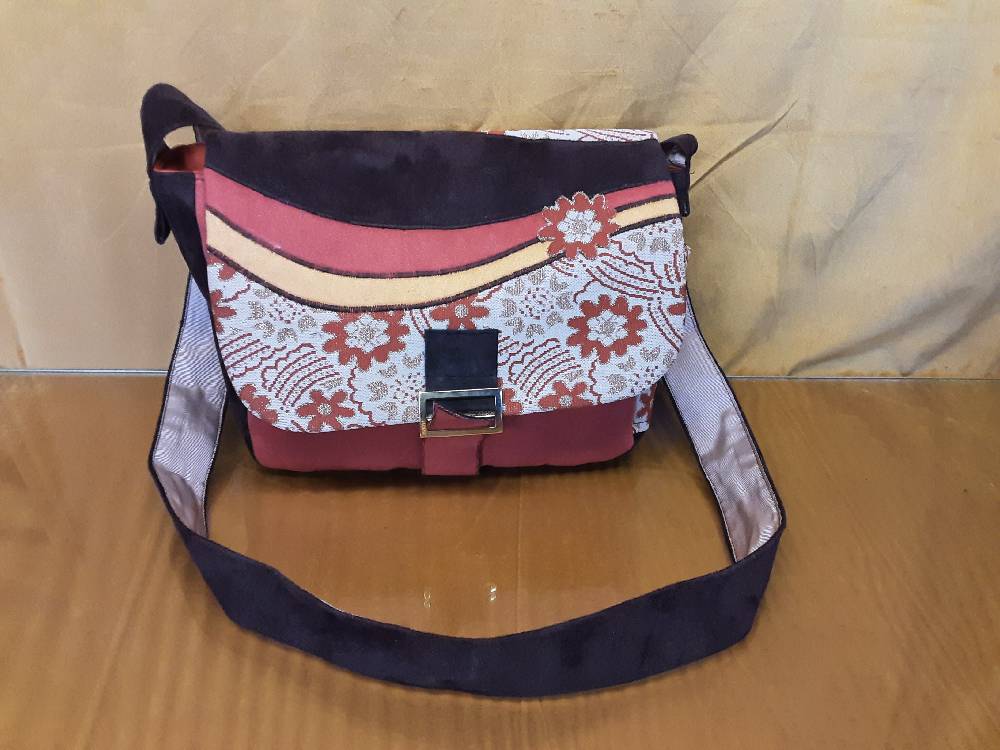 SAC A MAIN A BANDOULIÈRE BRUN ORANGE