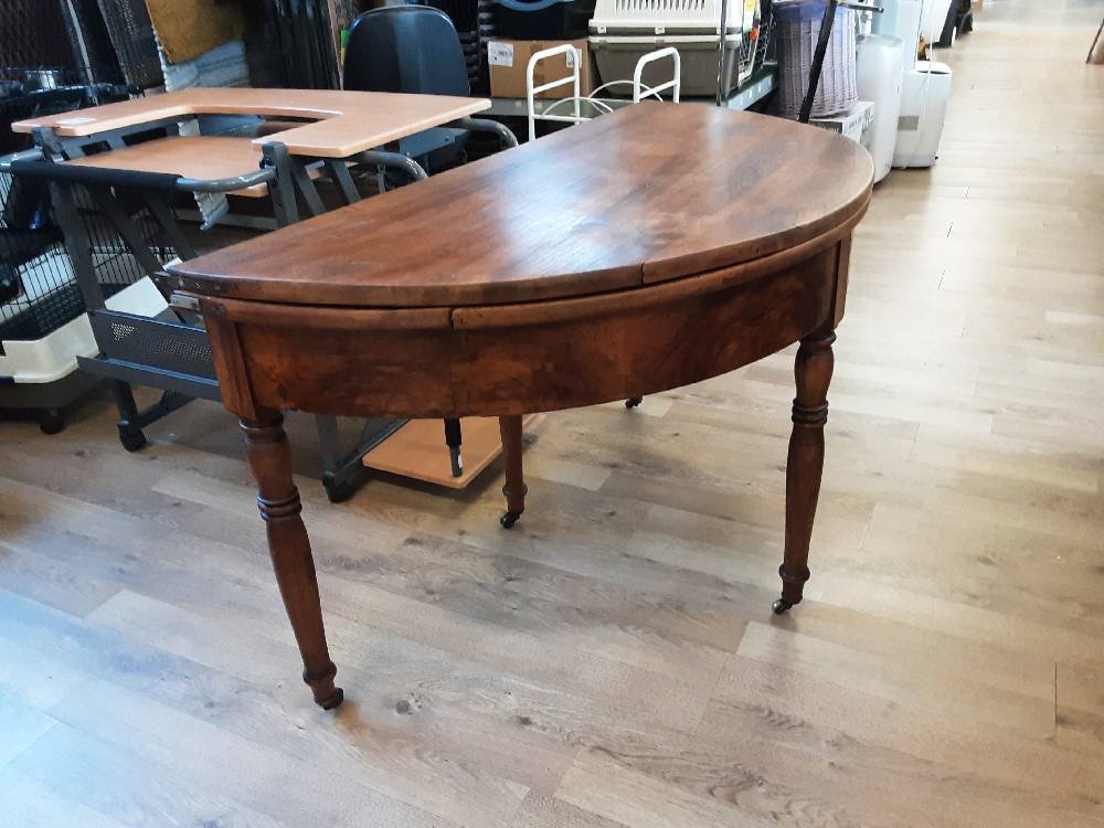TABLE DEMI LUNE A RESTAURER
