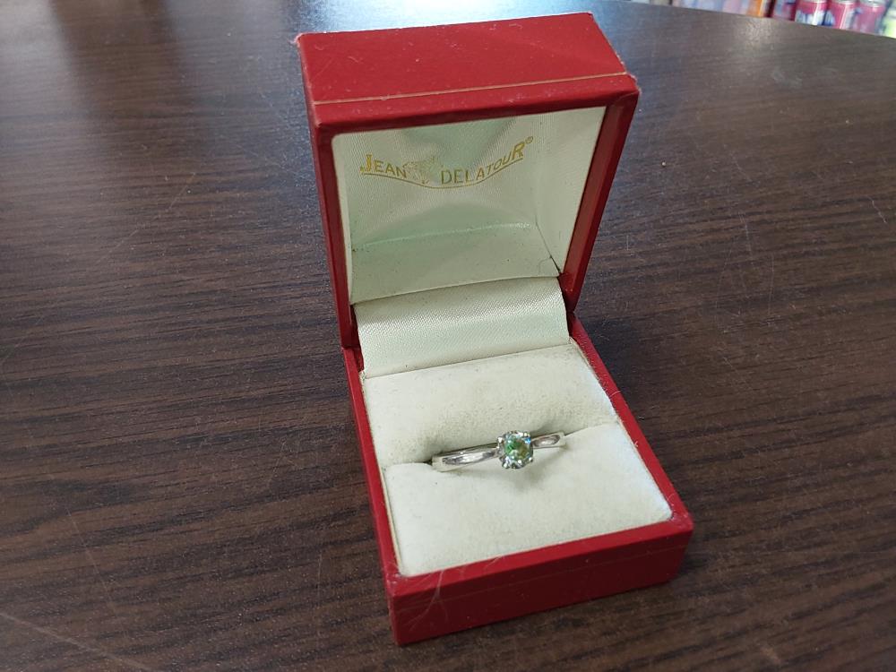 BAGUE ARGENT AVEC STRASS