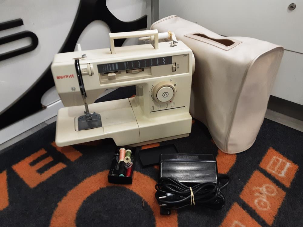 MACHINE A COUDRE MERRITT AVEC HOUSSE