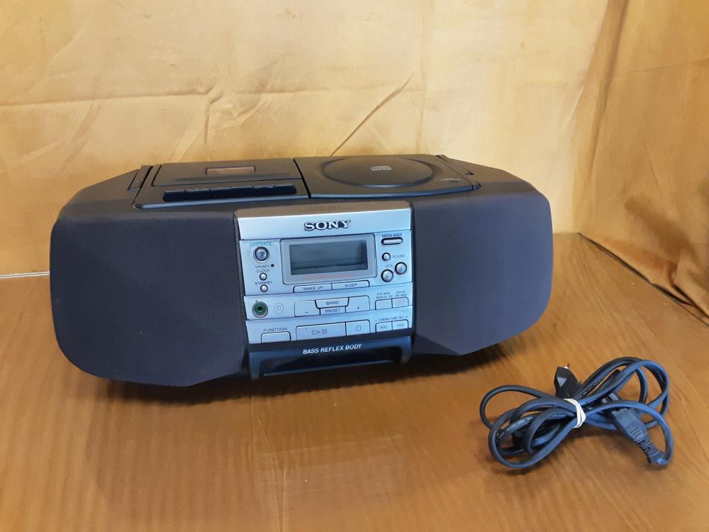 LECTEUR RADIO - K7 - CD MARQUE SONY 