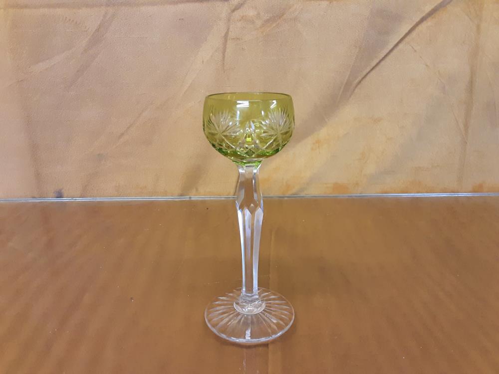 VERRE A SCHNAPS CRISTAL DE COULEUR