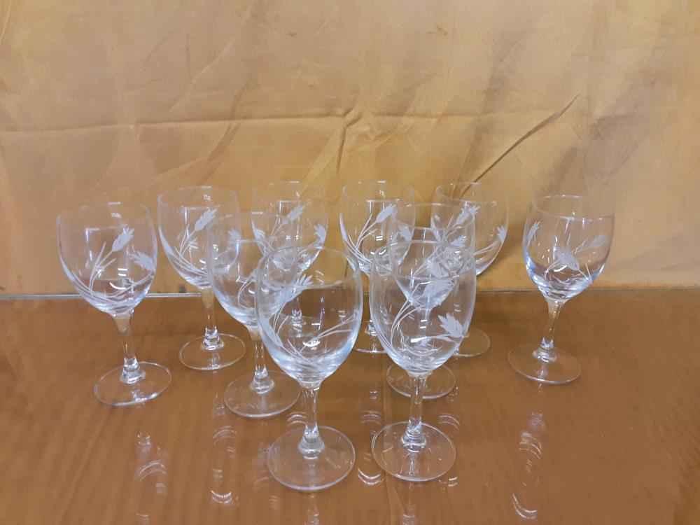 LOT DE 10 VERRES A VIN DÉCOR BLÉS