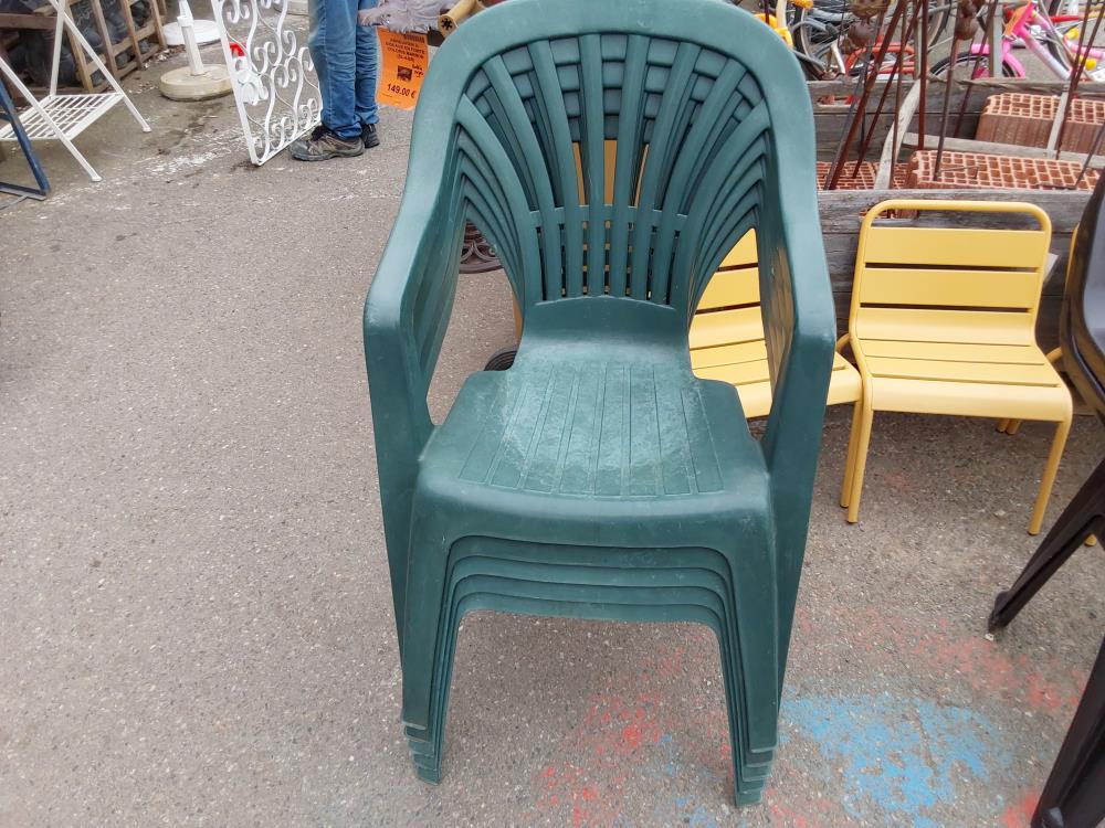 LOT DE 5 CHAISES DE JARDIN PVC VERT