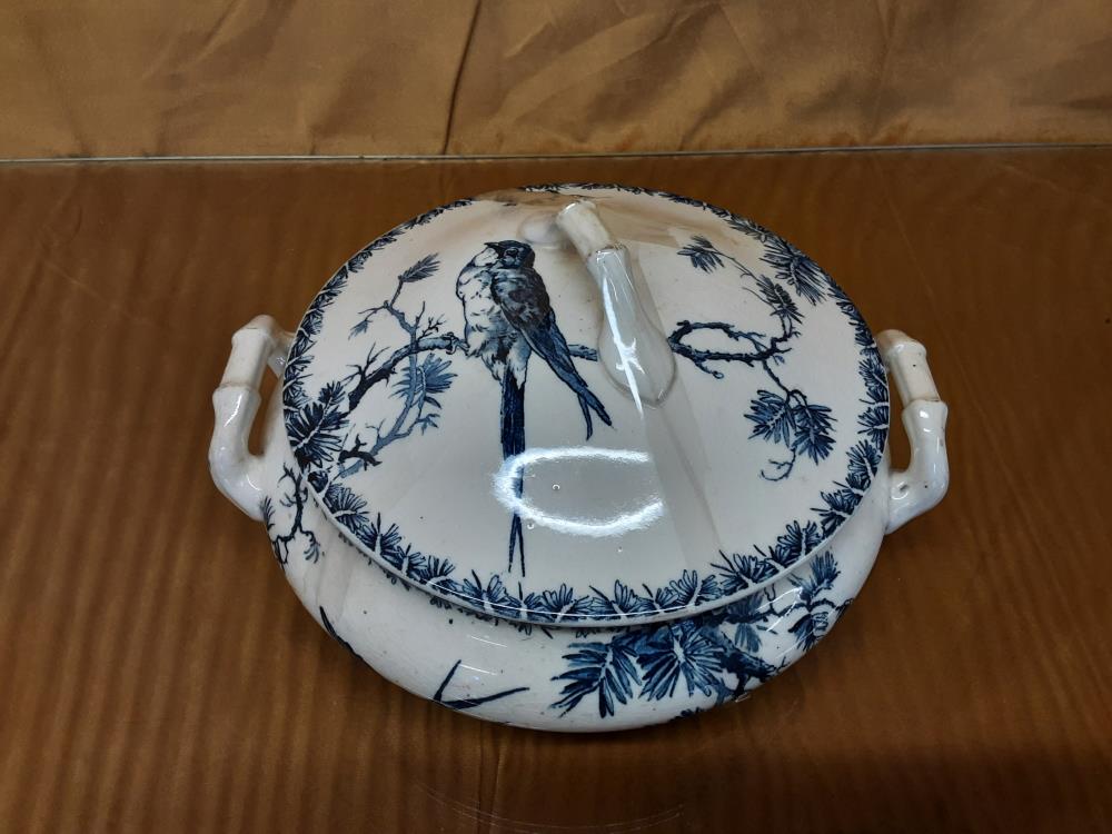 Soupière Porcelaine De Gien Decor Oiseau Modèle Provençal