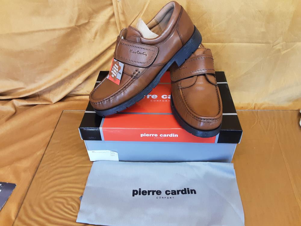Chaussure En Cuir Pierre Cardin P.43