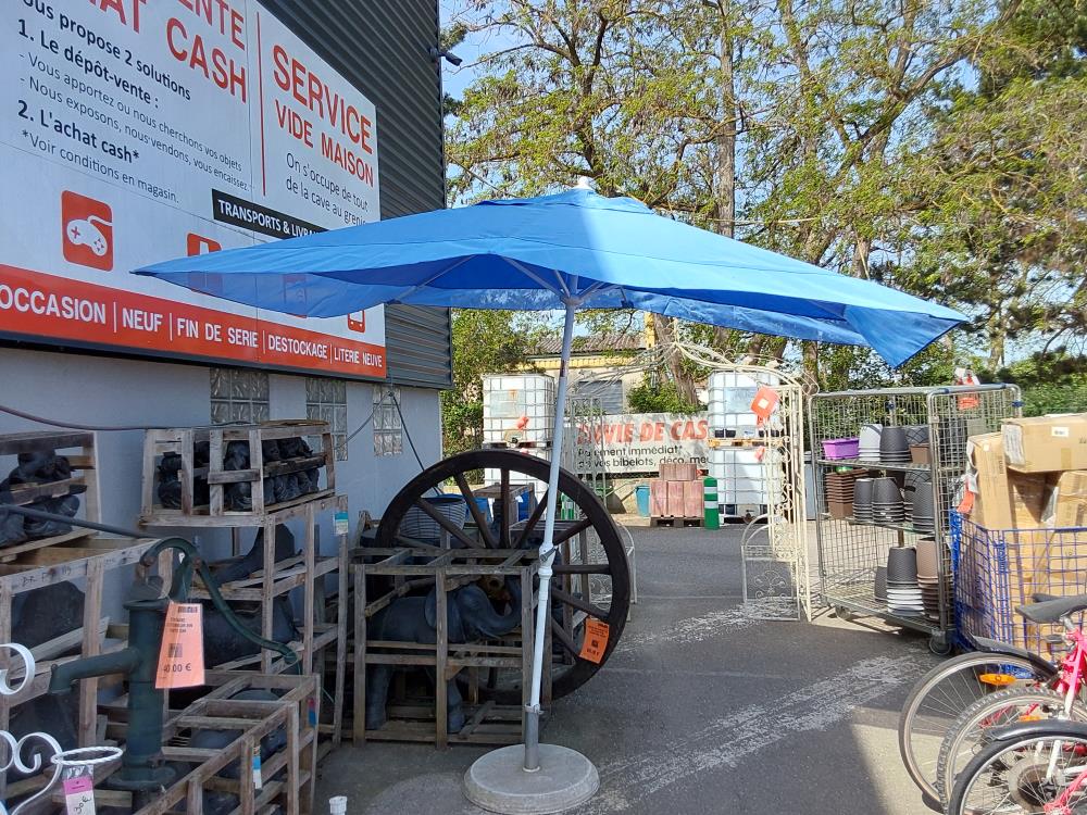 Parasol Gm Bleu Sans Pied