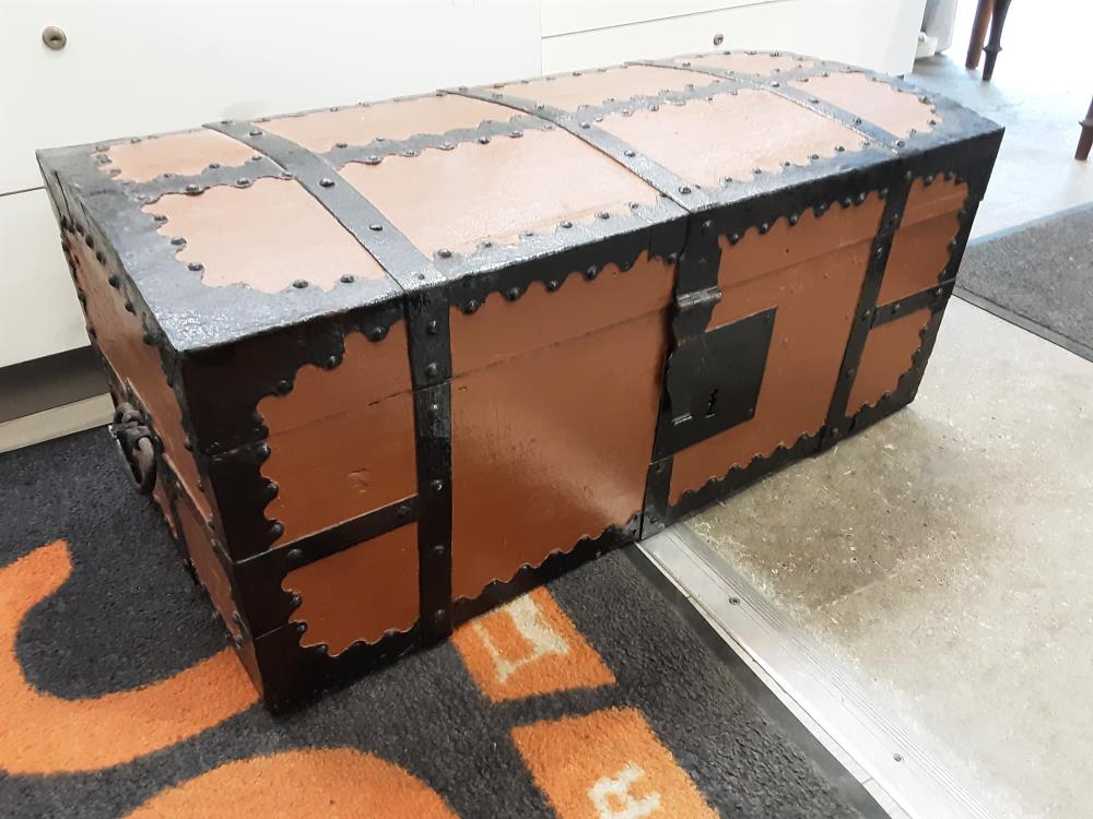 MALLE BOMBEE COLORIS NOIR ET BRUN