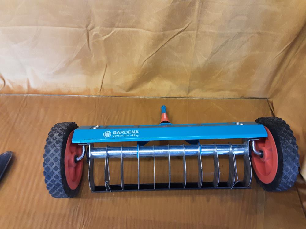 SCARIFICATEUR MANUEL GARDENA SANS MANCHE LONG 45CM