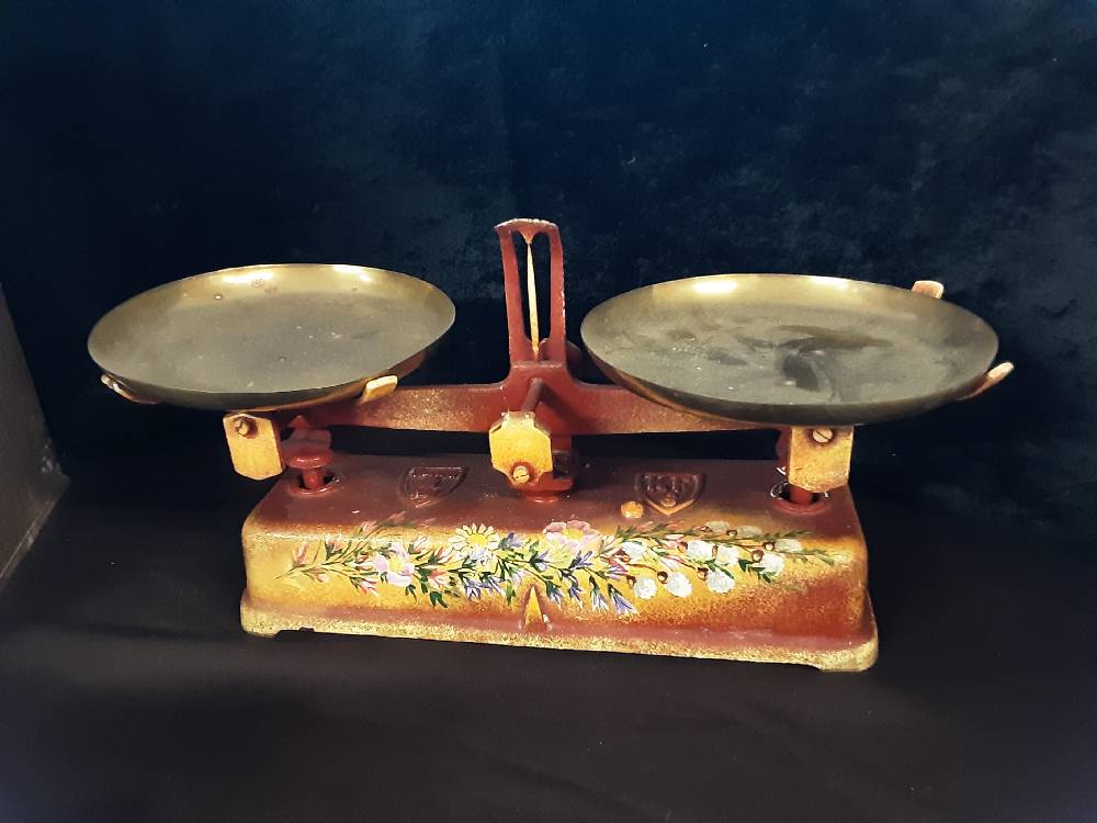 BALANCE ROBERVAL DECOR POLYCHROME FLEURS