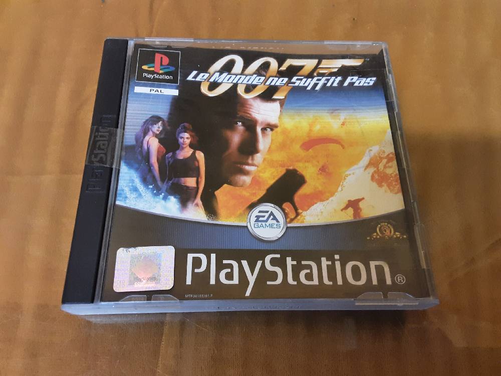 Jeu Ps1 "007 Le Monde Ne Suffit Pas"