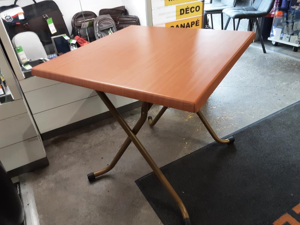 Table D'exterieur Pliable Coloris Orange