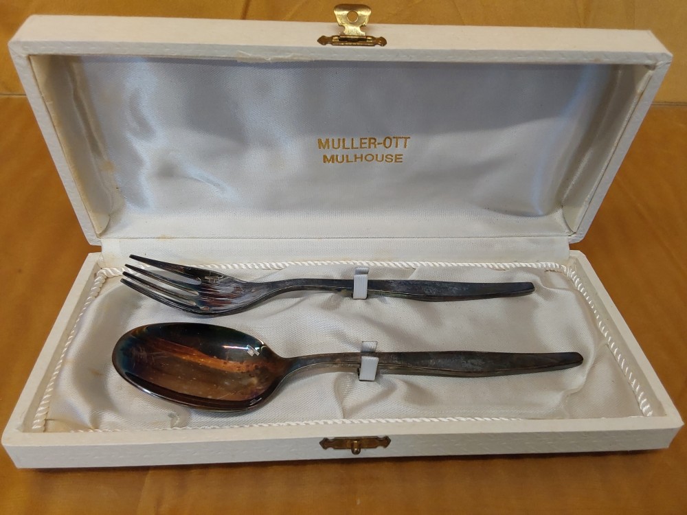 ENSEMBLE DE 2 COUVERTS M.A CHRISTOFLE