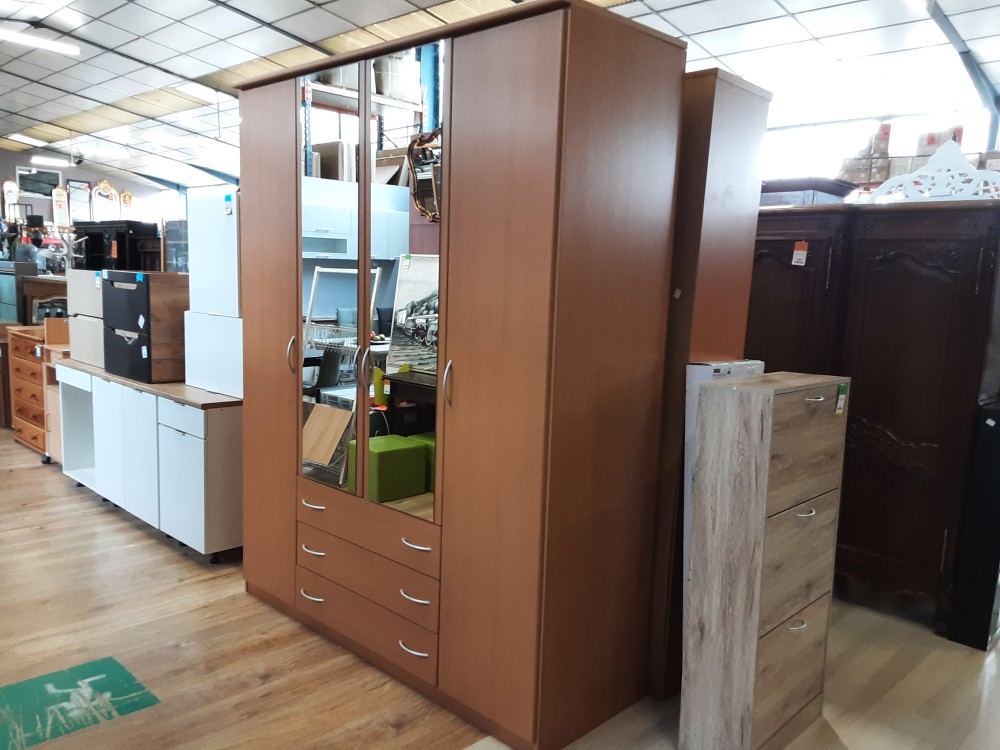 ARMOIRE 4 PORTES DONT 2 MIROIRS 3 TIROIRS COLORIS BOIS CLAIR