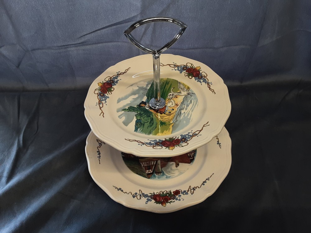 PLAT A GATEAUX A ÉTAGES LOUX L.V