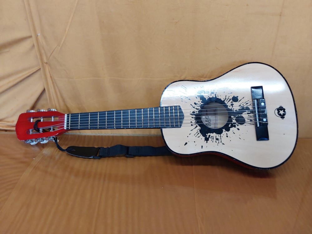 GUITARE ROUGE POUR ENFANT LONG 76CM 