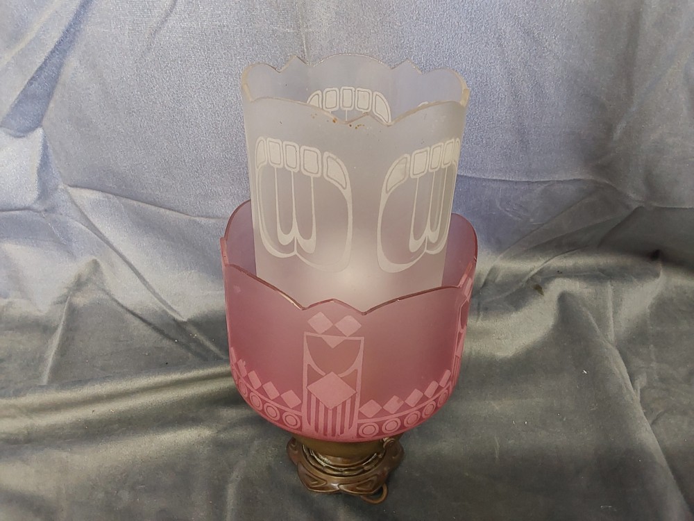 PLAFONNIER ART DECO VERRE ROSE