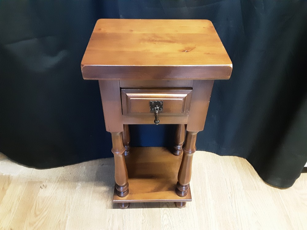 Table De Chevet En Bois 1 Tiroir