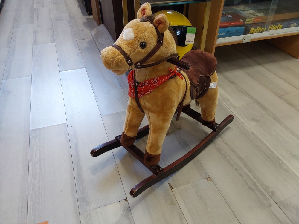CHEVAL A BASCULE 