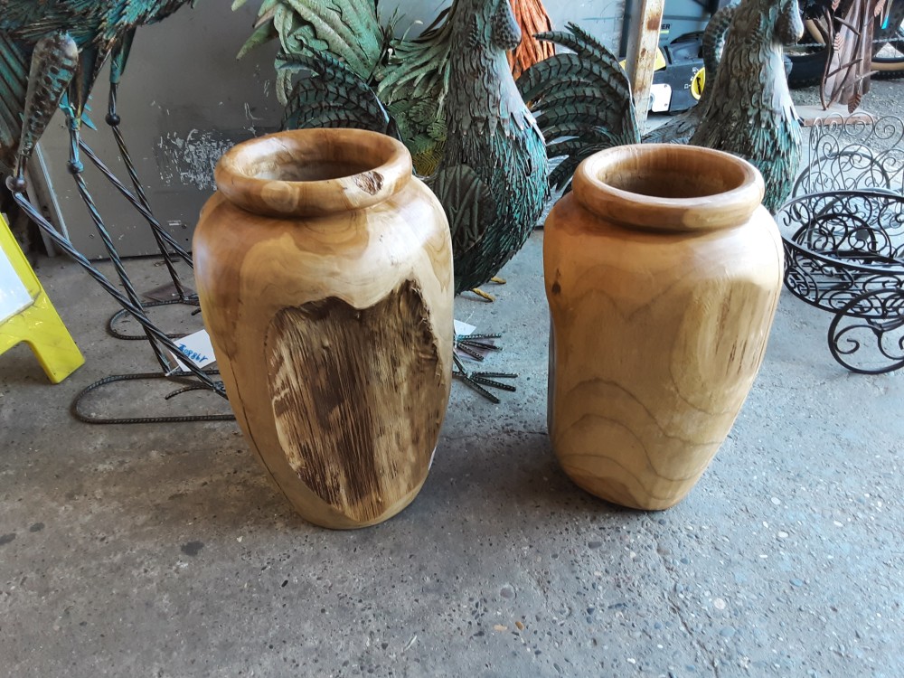 VASE EN TECK CLAIR DIAM.23CM HAUT 40CM