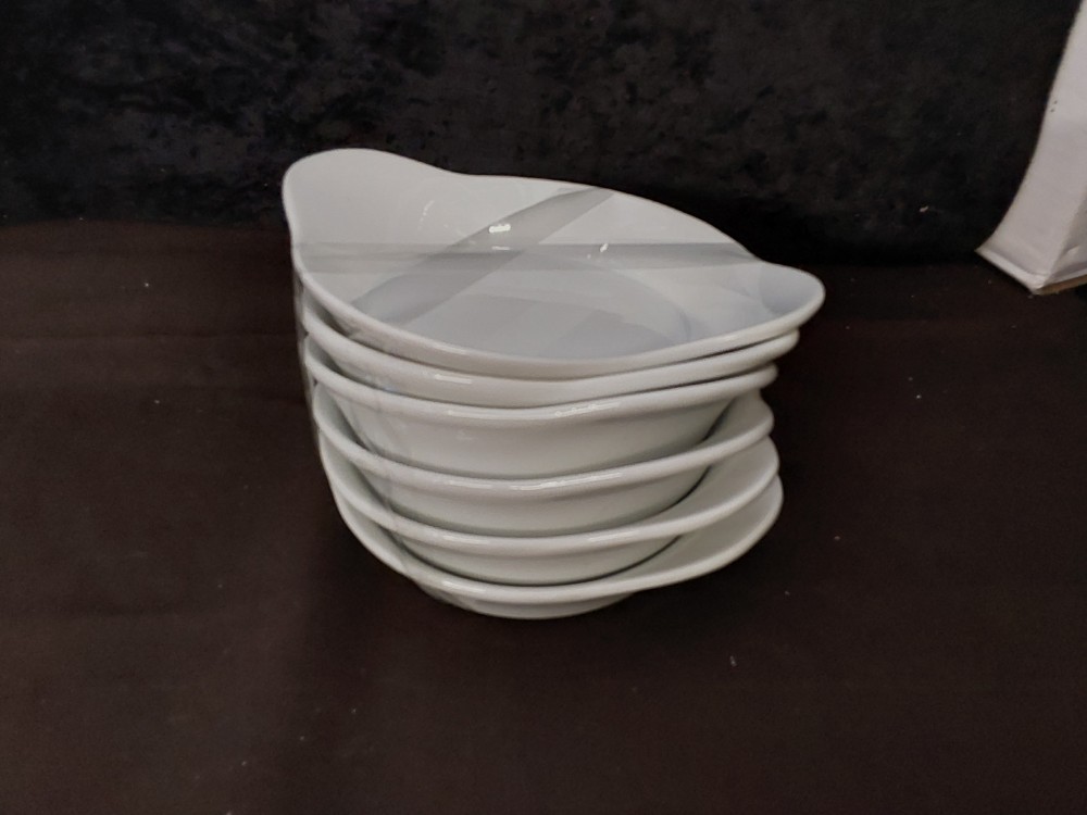 LOT DE 6 RAMEQUINS PM PORCELAINE BLANCHE 
