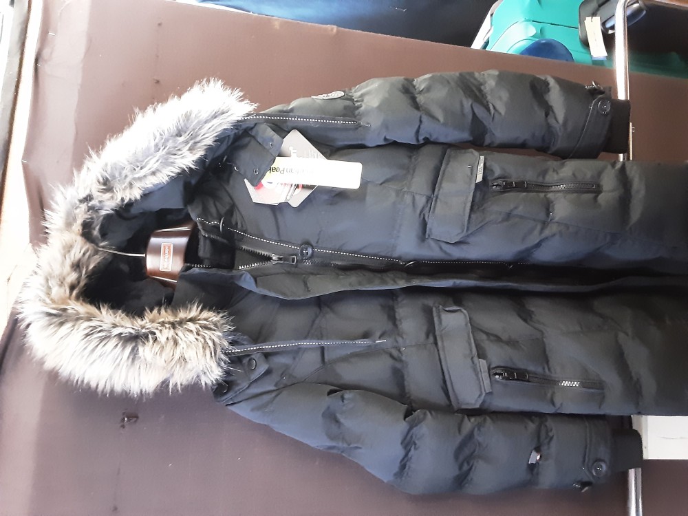 DOUDOUNE PARKA NOIRE AVEC CAPUCHE MARQUE CANADIAN PEAK TAILLE 3L