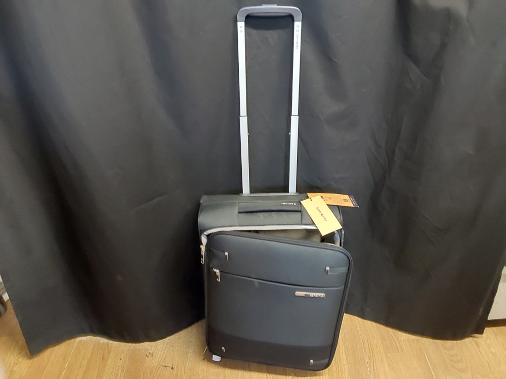 VALISE SAMSONITE NOIRE 2 ROULETTES 