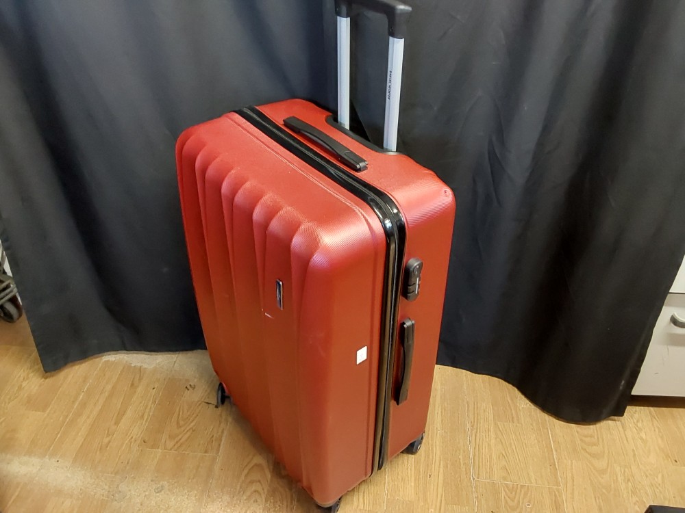VALISE ROUGE GM DANIEL HECHTER POLYPROPYLENE 4X DOUBLE ROULETTES