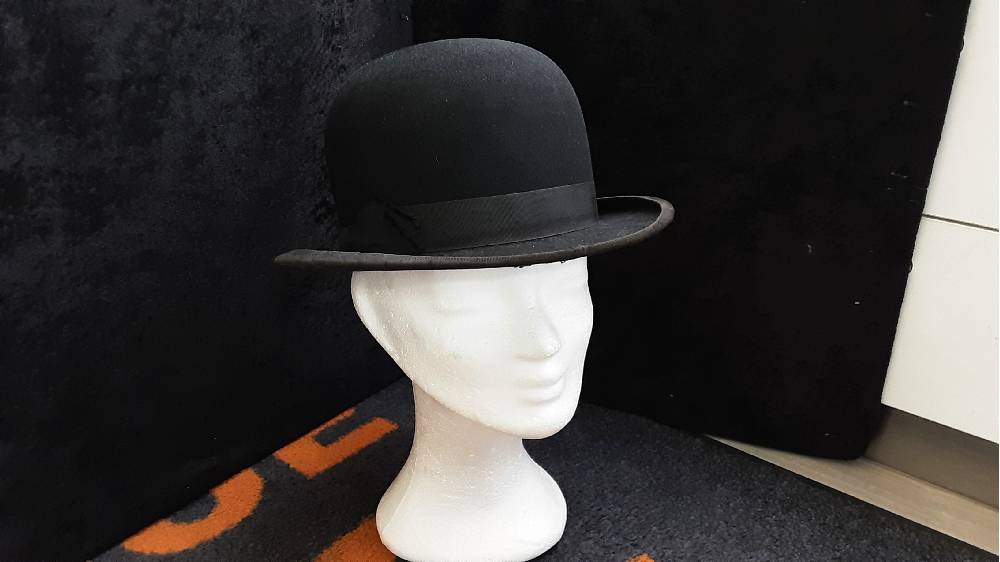 Chapeau Melon Noir - Alfred Meyer