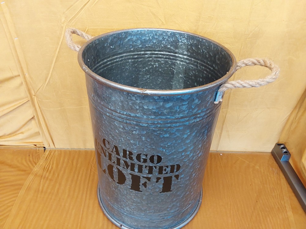 Panier A Linge Metal Gris Avec Anses En Corde