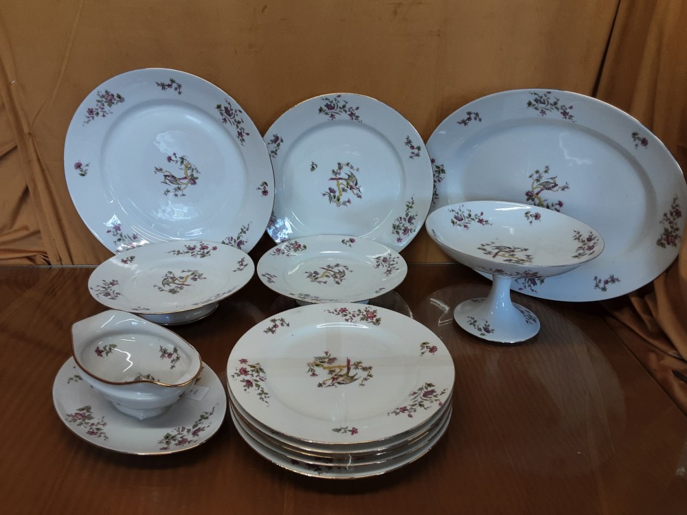 Lot De Vaisselle Limoges Oiseau Et Fleurs 12 Pieces