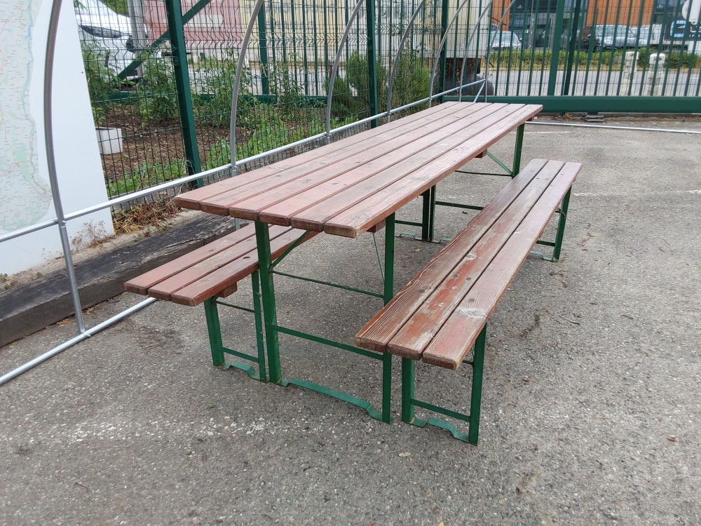 Table+ 2 Bancs De Brasserie Pliable