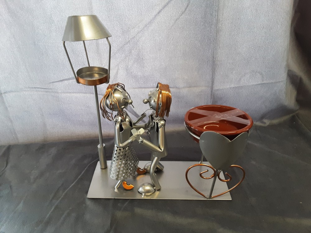 DECORATION COUPLE EN METAL