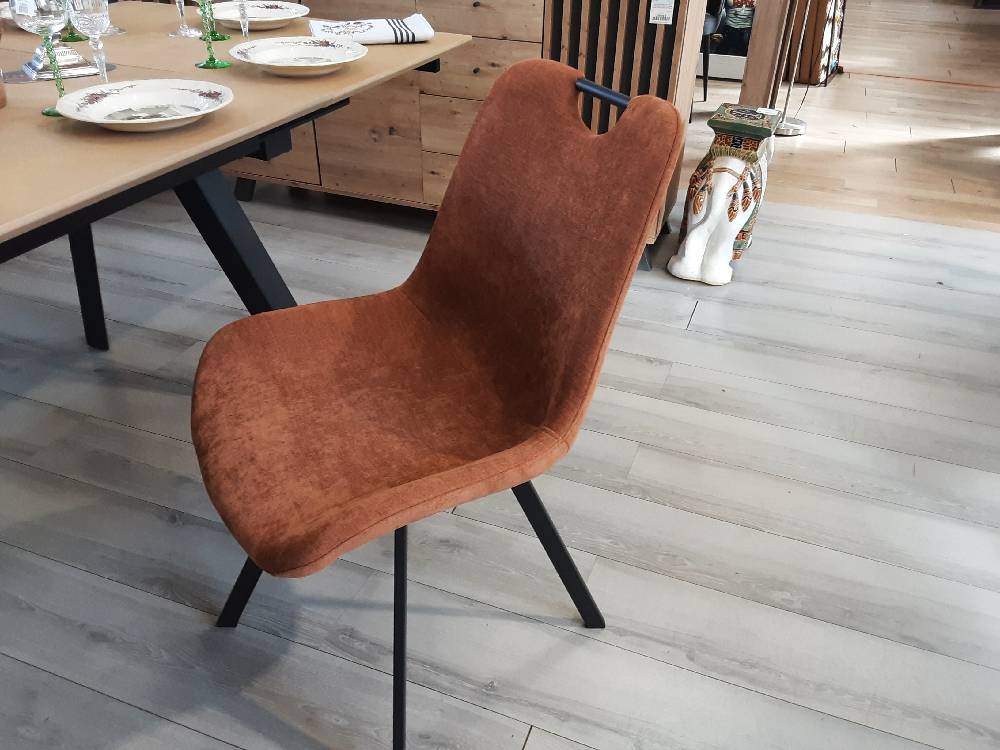CHAISE DUO TERRACOTTA EN TISSU  AVEC POIGNÉE - PIVOTANT 360° PIEDS MÉTAL NOIR
