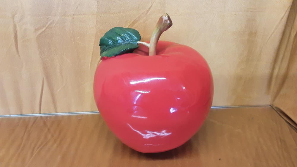 POMME EN PVC ROUGE GM