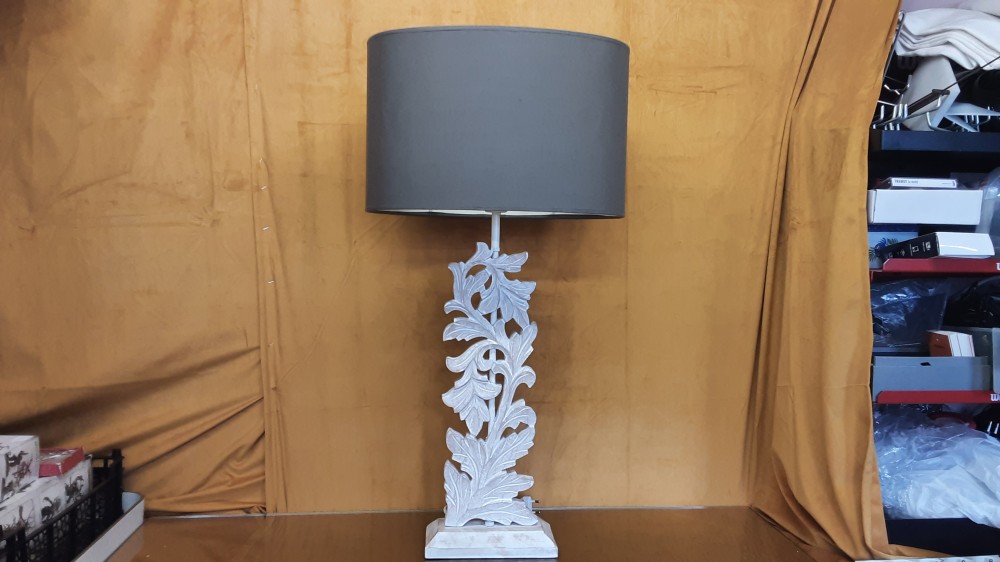 LAMPE DE SALON PIED BOIS CÉRUSE  ABAT JOUR GRIS
