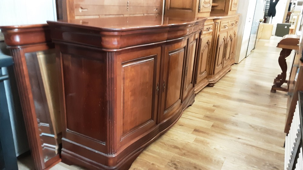BAHUT BAS MERISIER 3 PORTES 3 TIROIRS AVEC MIROIR LP 1 SERRURE   HS