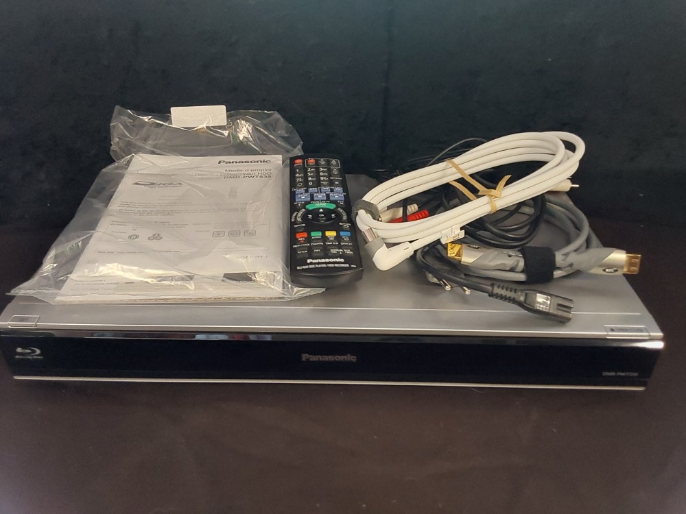 LECTEUR BLU-RAY ENREGISTREUR PANASONIC DMR-PWT535