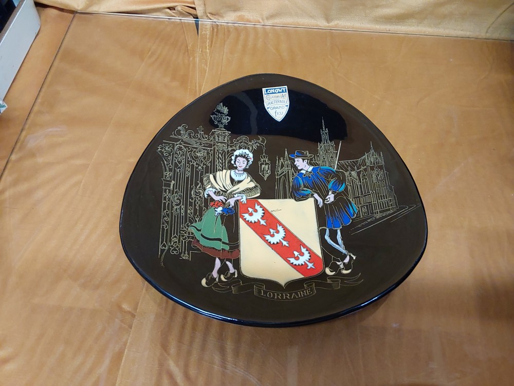 ASSIETTE TRIANGULAIRE LORRAINE LONGWY 