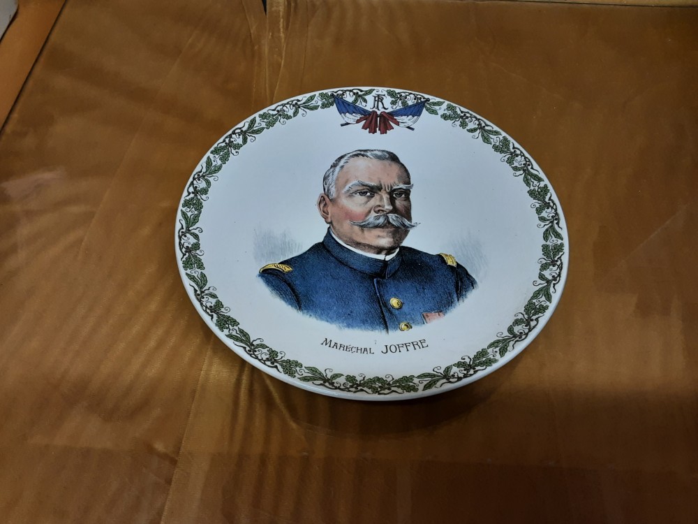ASSIETTE SARREGUEMINES "MARÉCHAL JOFFRE"
