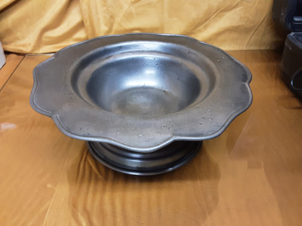 COUPE A FRUITS SUR PIED EN ÉTAIN DIAM.28CM