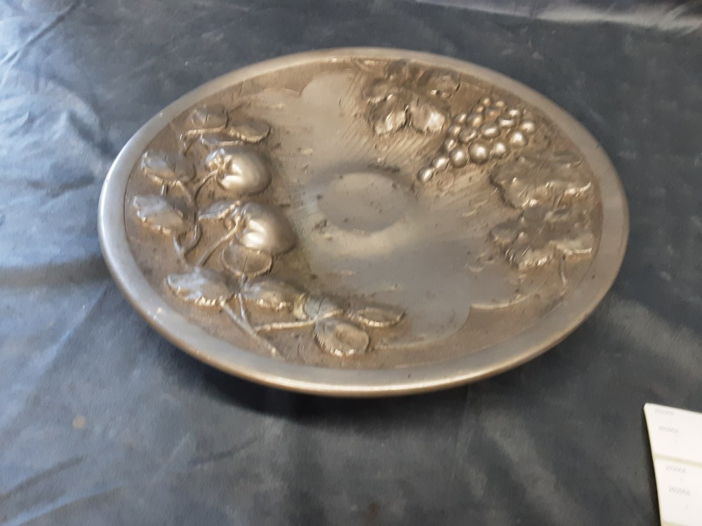 COUPE EN ÉTAIN DÉCOR FRUITS DIAM.30CM 