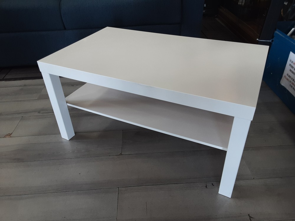 TABLE BASSE BLANCHE