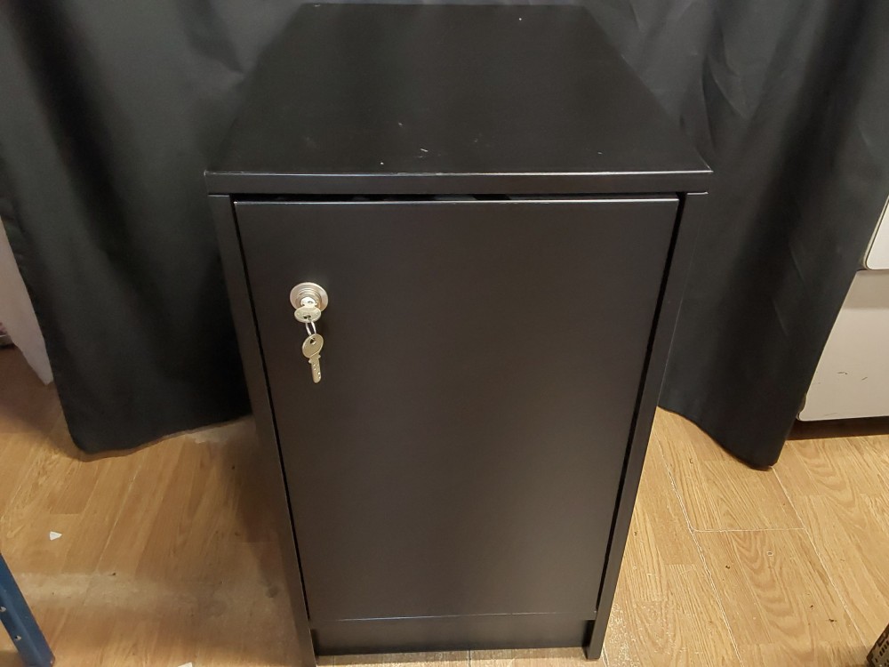 MEUBLE STYLE COFFRE EN BOIS CLEF SECURITE 