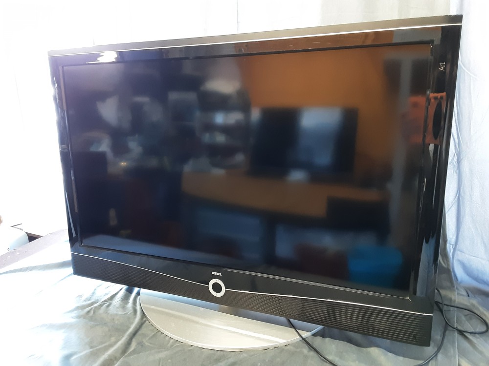 TELEVISEUR LOEWE 101CM + TC