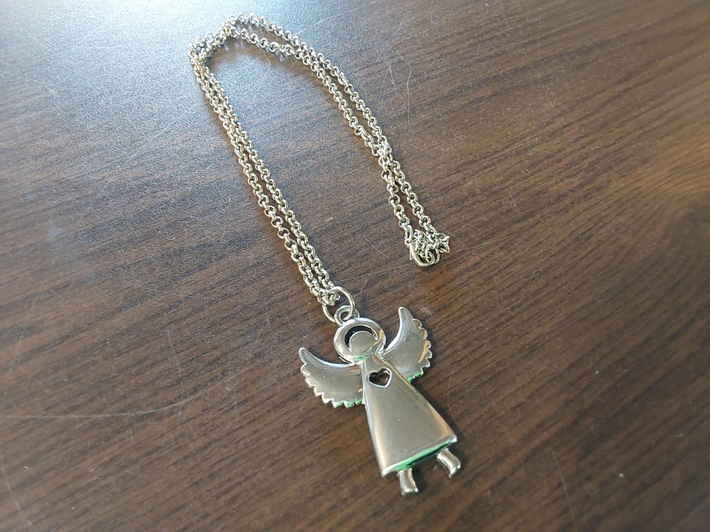 COLLIER FILLETTE EN METAL POLI