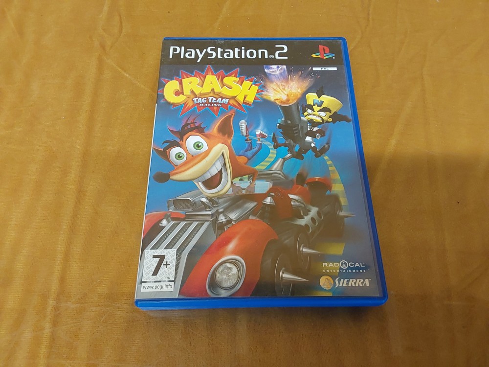 JEU PS2 "CRASH TAGTEAM RACING"