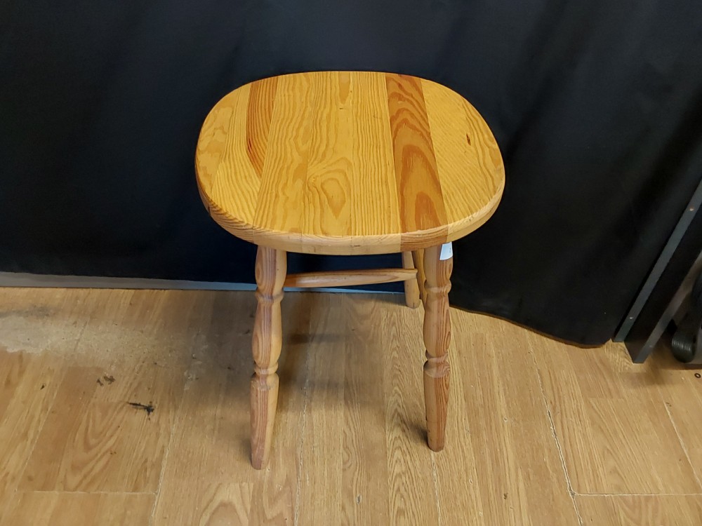 TABOURET BOIS 